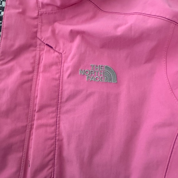 The North Face ski jacket shell - Picture 4 of 8